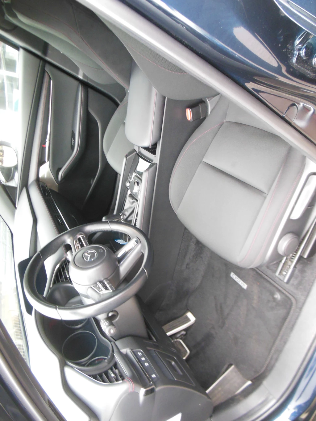 Mazda 3 – foto 11