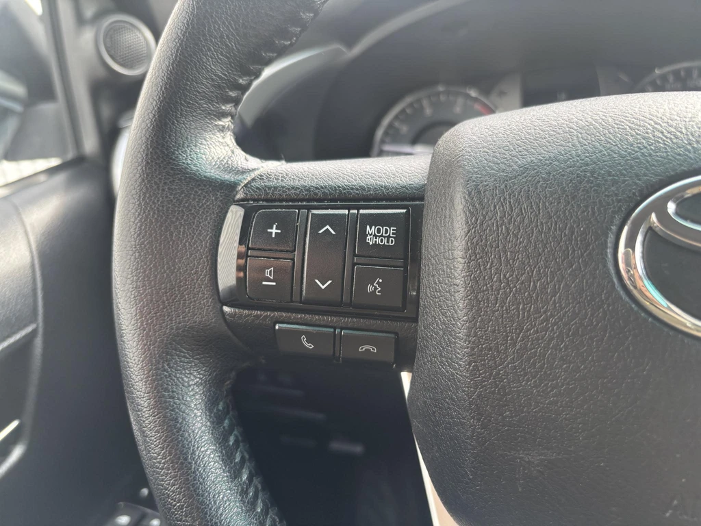 Toyota Hilux – foto 17