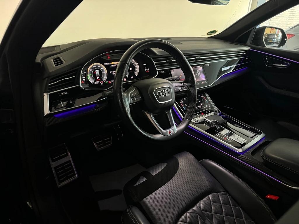 Audi Q8 – foto 11