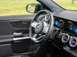 Mercedes-Benz GLA – thumbnail 29