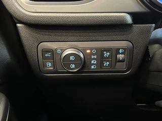 Ford Kuga – thumbnail 34