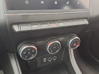 Renault Captur – thumbnail 30