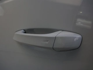 Peugeot e-5008 – thumbnail 8