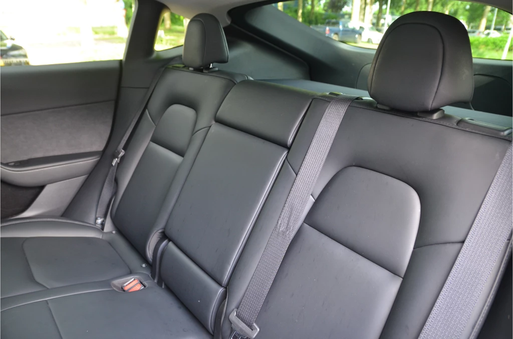 Tesla Model Y – foto 14