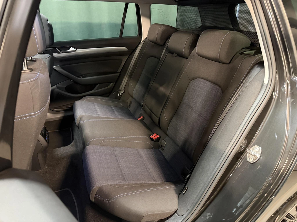 Volkswagen Passat – foto 33
