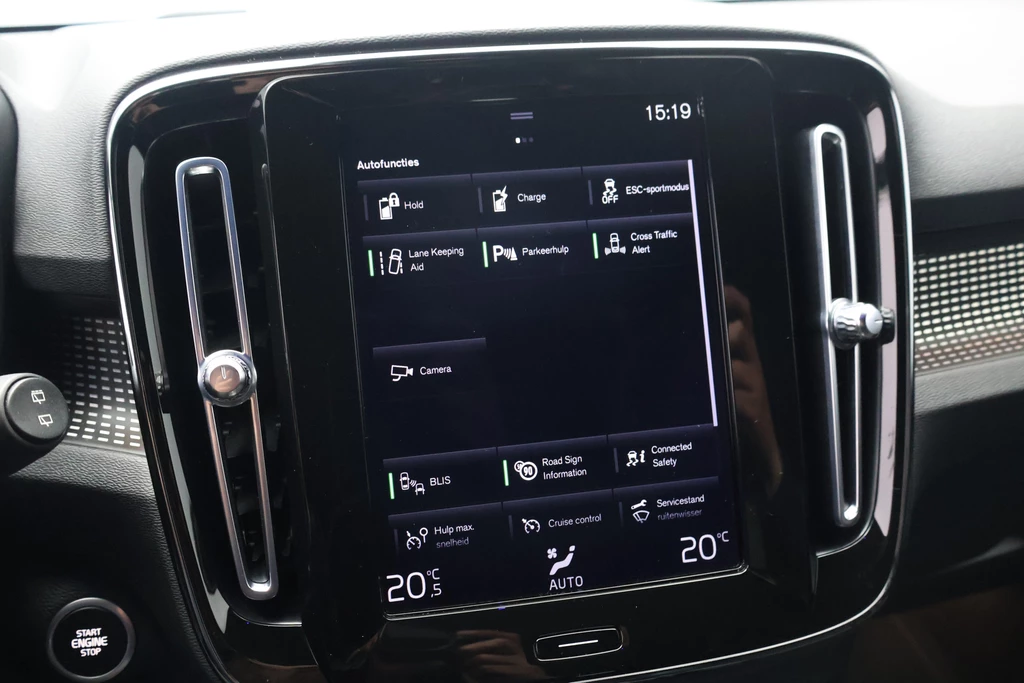 Volvo XC40 – foto 17