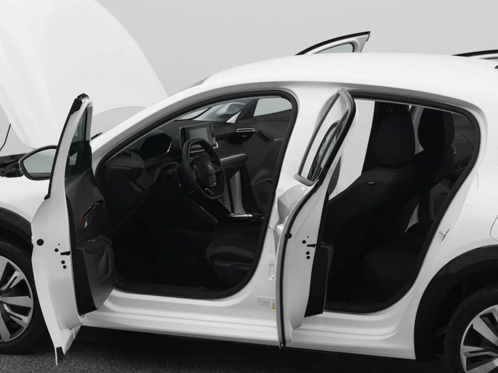Peugeot e-208 – foto 36