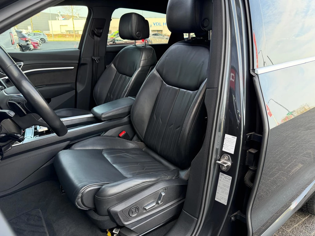 Audi e-tron – foto 13