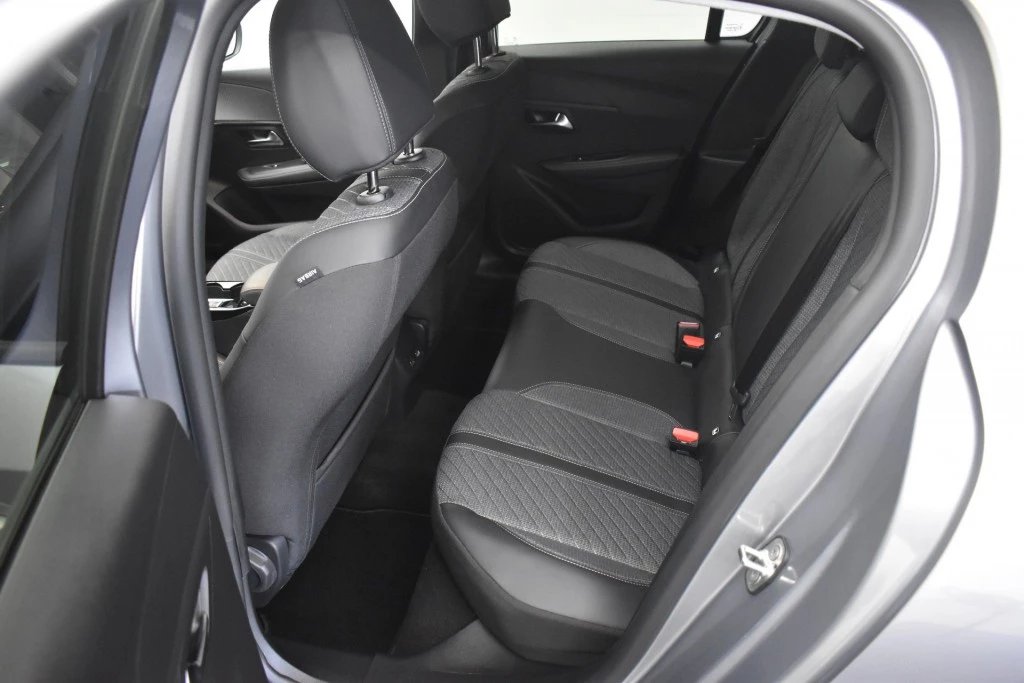 Peugeot 208 – foto 9