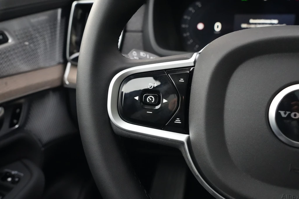 Volvo XC90 – foto 21