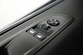 Opel Vivaro – thumbnail 20