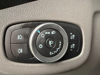 Ford Transit Connect – thumbnail 33