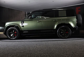 Land Rover Defender – thumbnail 6