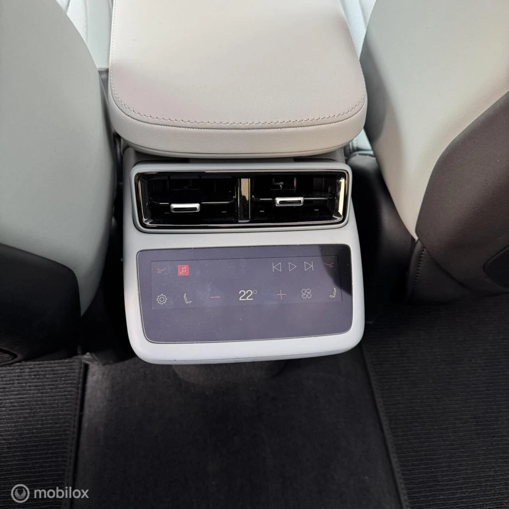 Polestar 4 – foto 11