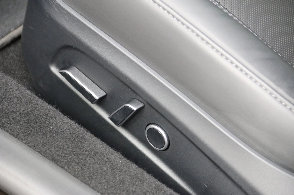 Tesla Model 3 – foto 11