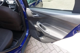 Ford Focus – thumbnail 9