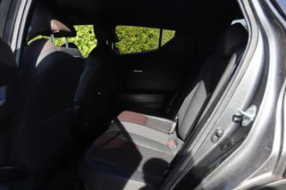 Toyota C-HR – thumbnail 8