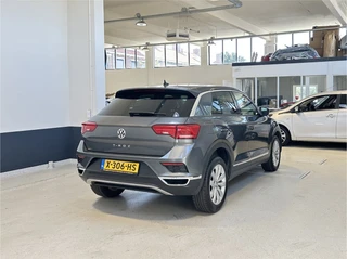 Volkswagen T-Roc – thumbnail 4