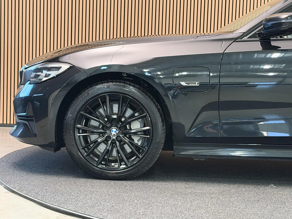 BMW 3 Serie – foto 14
