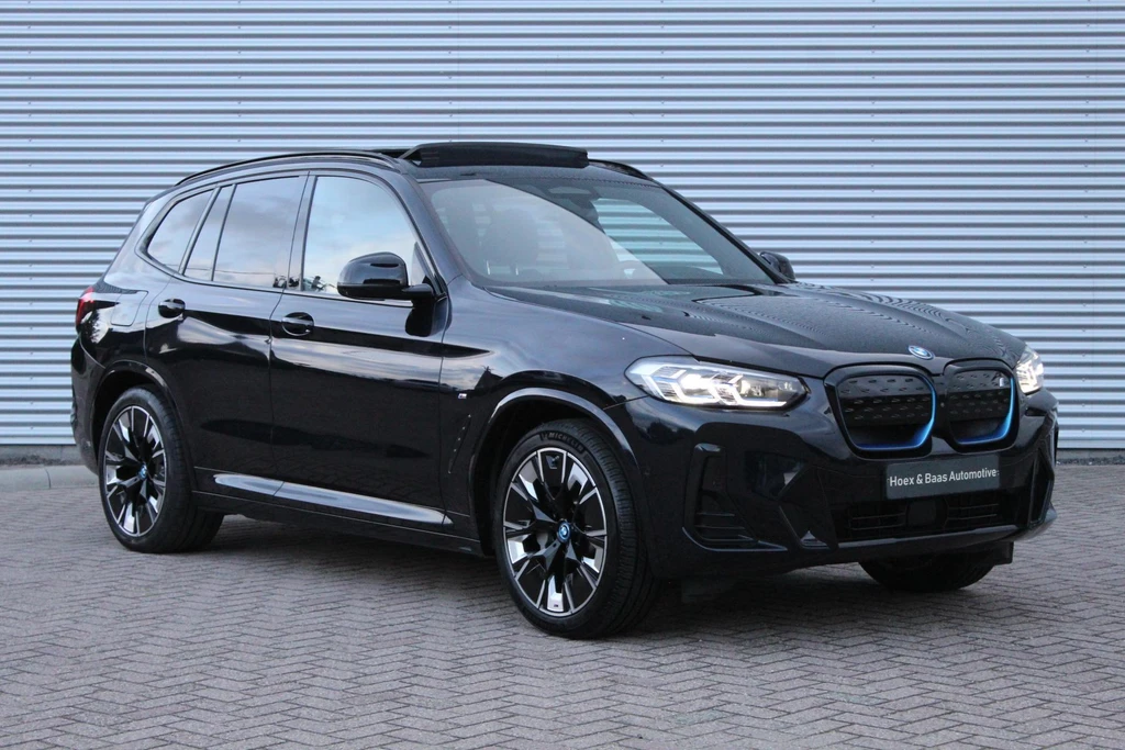 BMW iX3 – foto 11