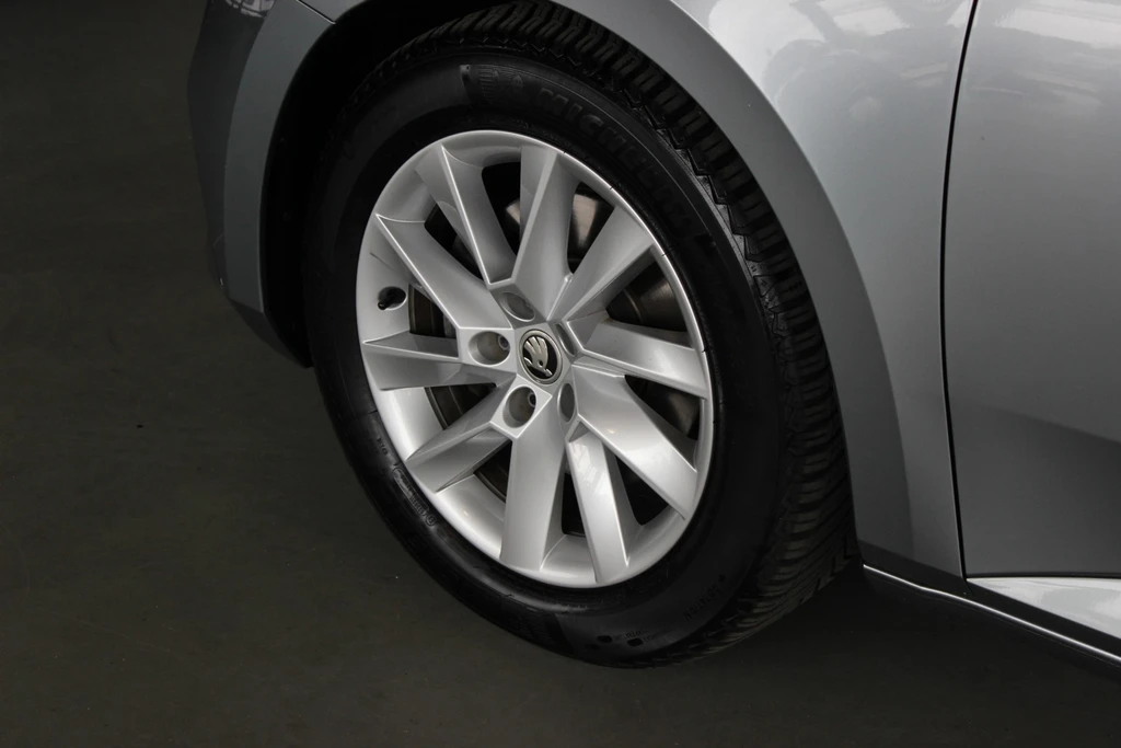 Škoda Superb – foto 31
