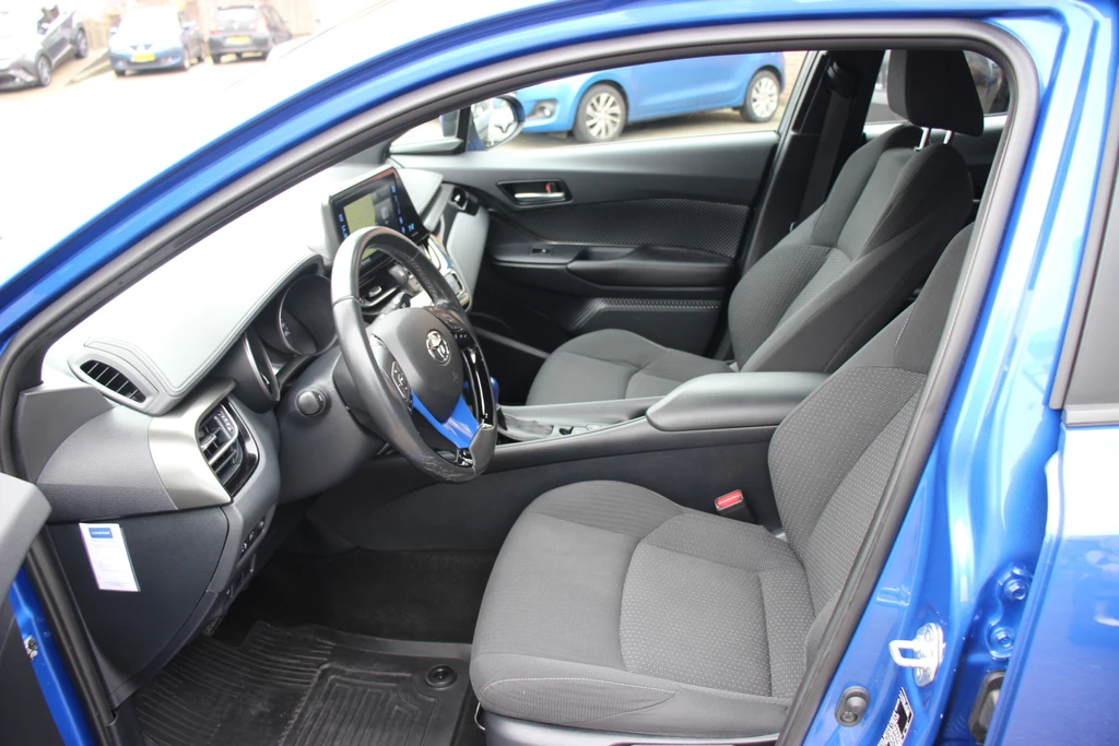 Toyota C-HR – foto 20