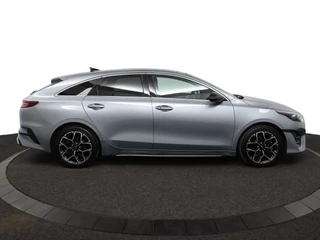 Kia ProCeed – thumbnail 9