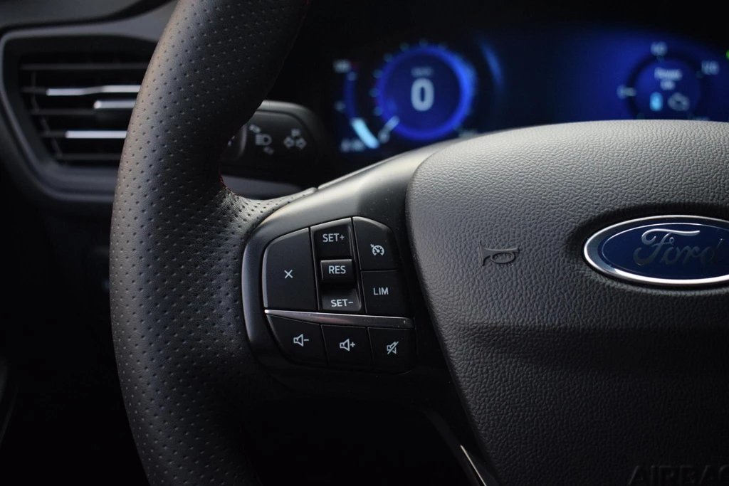 Ford Kuga – foto 19