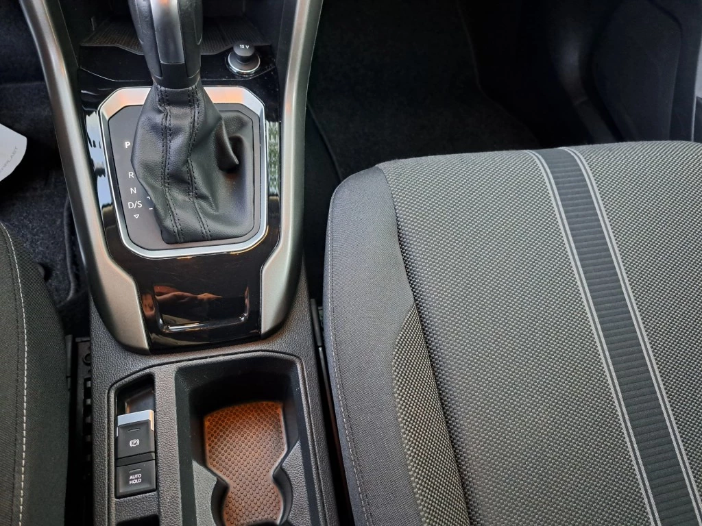 Volkswagen T-Roc – foto 12