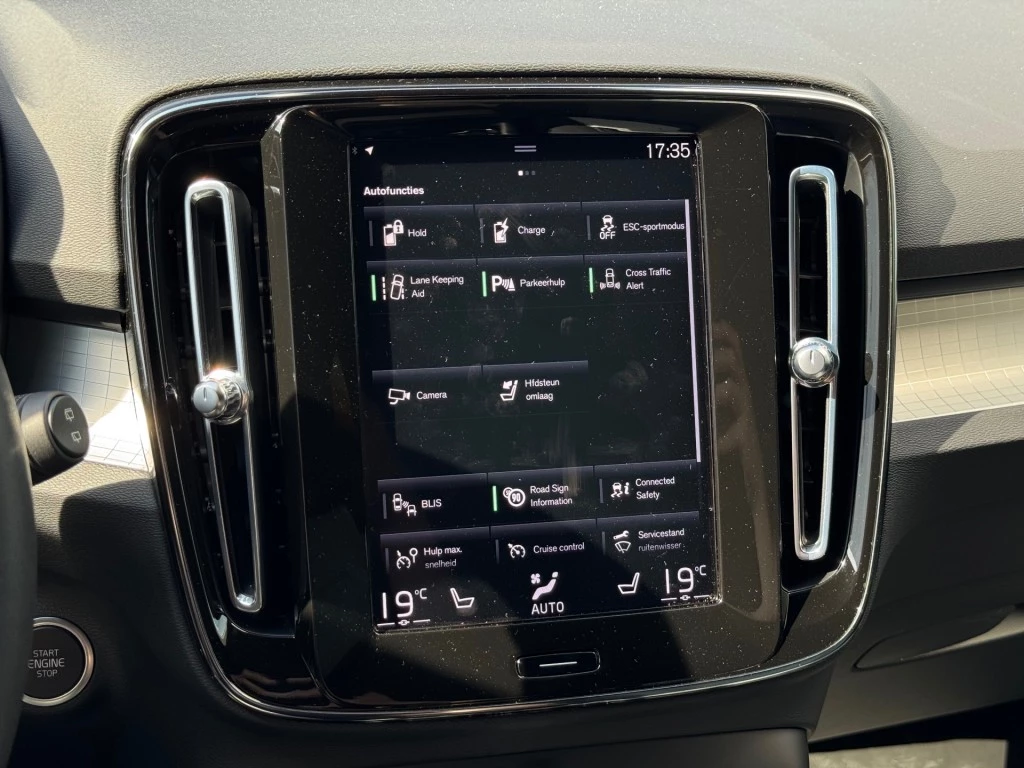 Volvo XC40 – foto 9
