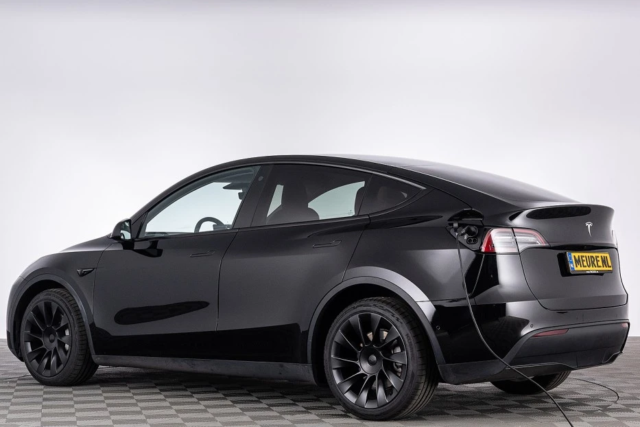 Tesla Model Y – foto 2