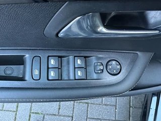 Peugeot 208 – thumbnail 33