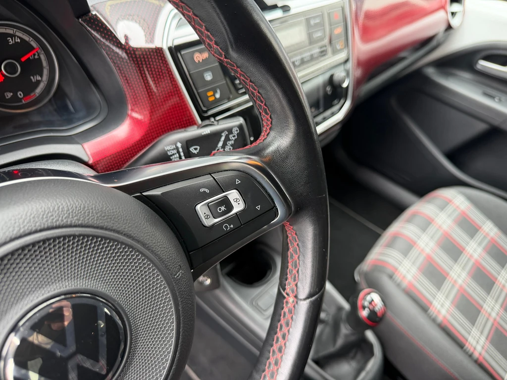 Volkswagen up! – foto 38