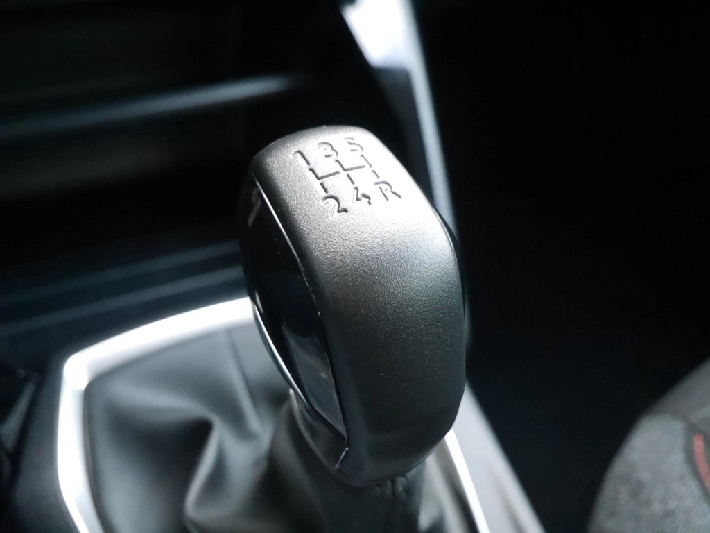 Peugeot 208 – foto 33