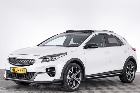 Kia XCeed 1.6 GDi PHEV ExecutiveLine | PANORAMADAK | LEDER | EL. STOEL | NAVI | Stoelventilatie | CARPLAY .