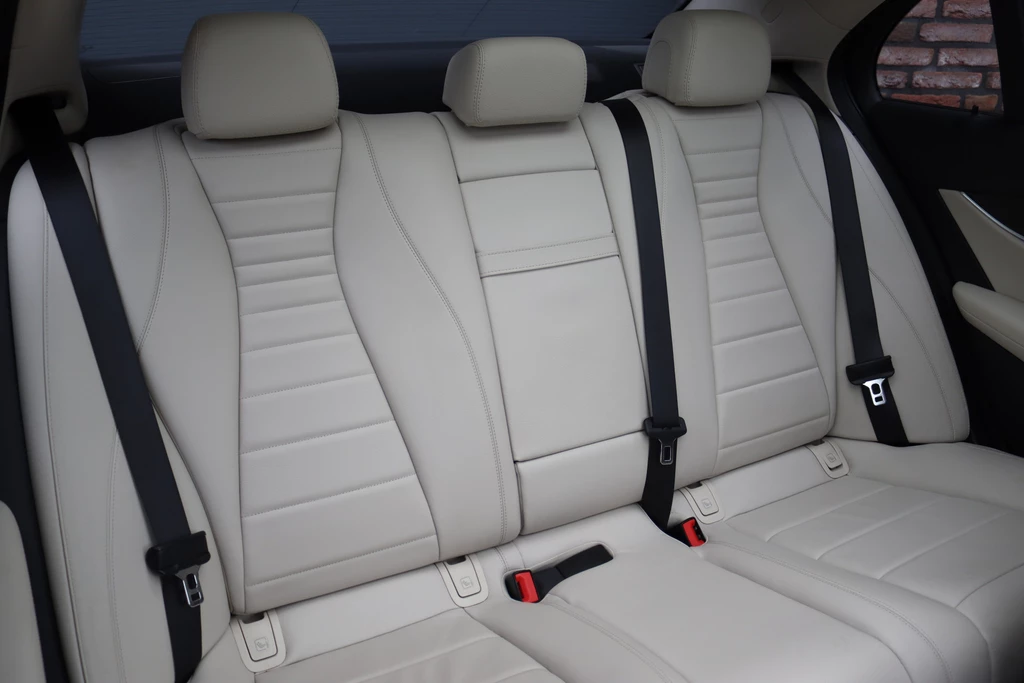 Mercedes-Benz E-Klasse – foto 31