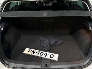 Volkswagen Golf – thumbnail 19