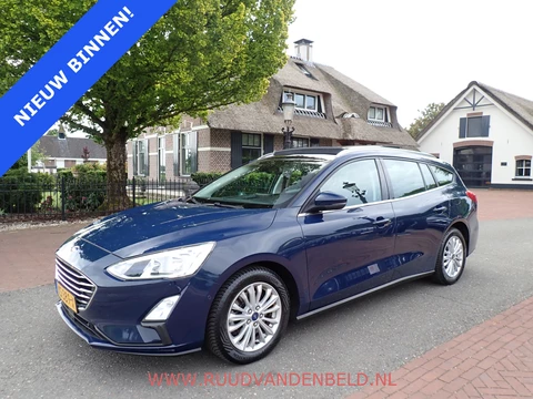 Ford Focus Wagon 1.0 EcoBoost Titanium Business / CAMERA / PANO / TREKHAAK / KEYLESS / ACC