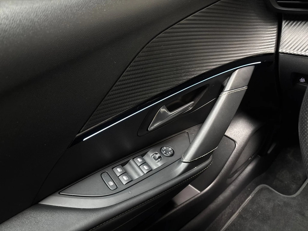 Peugeot 208 – foto 21