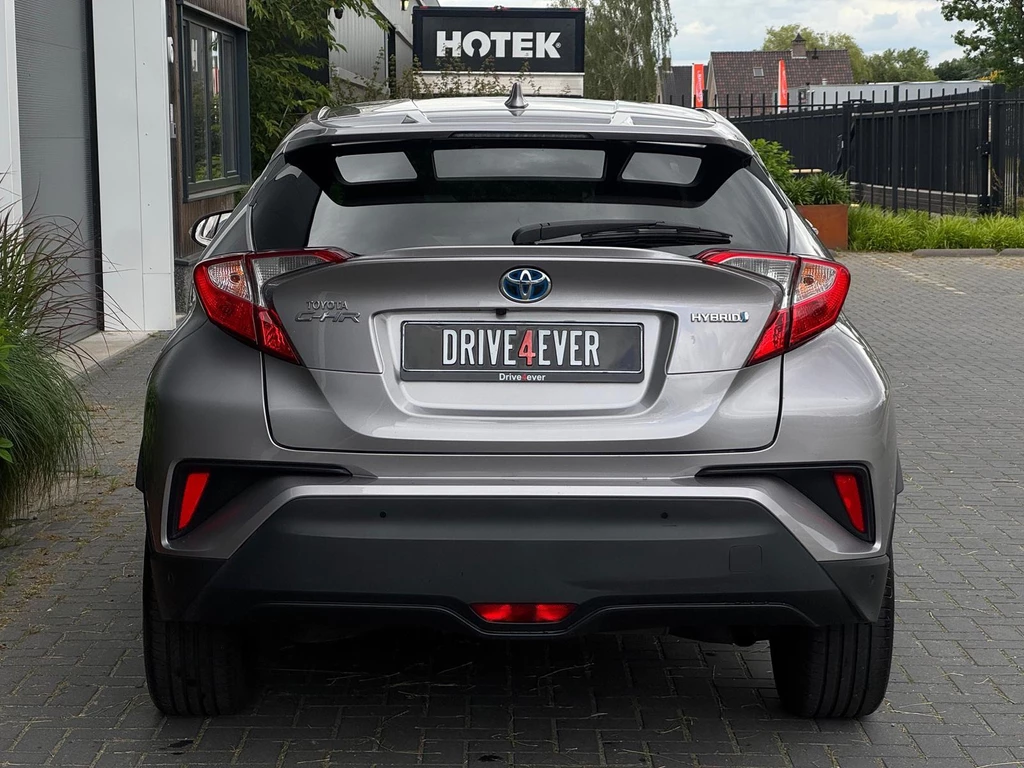 Toyota C-HR – foto 9