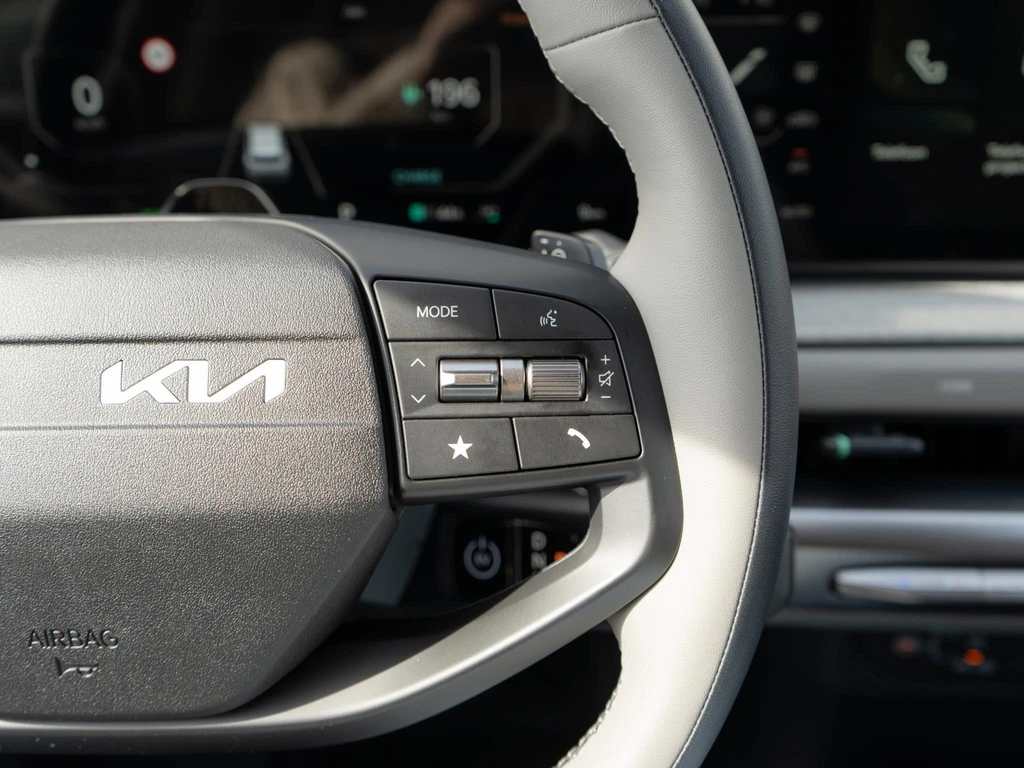 Kia EV4 – foto 18