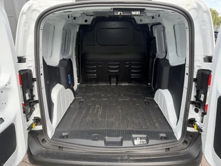 Ford E-Transit Courier – thumbnail 9