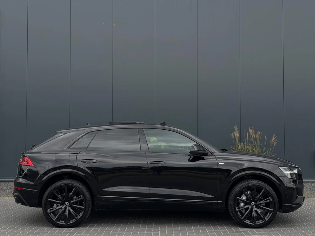 Audi Q8 – foto 13