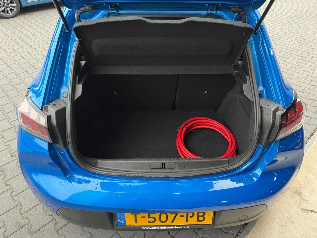 Peugeot e-208 – foto 8