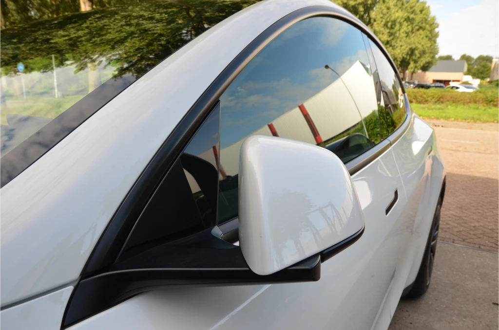 Tesla Model Y – foto 31