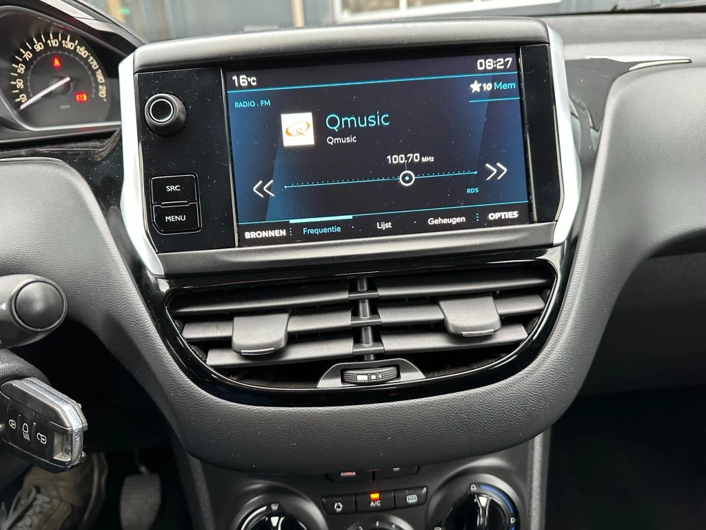 Peugeot 208 – foto 15