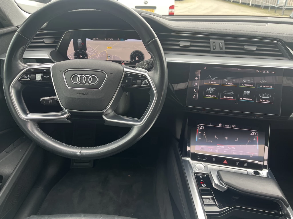Audi e-tron – foto 36