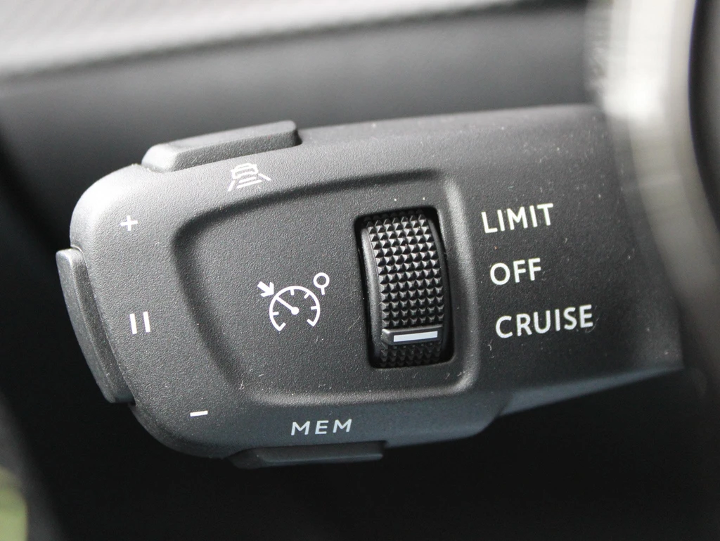Peugeot 208 – foto 21