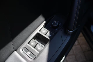 Tesla Model Y – thumbnail 32