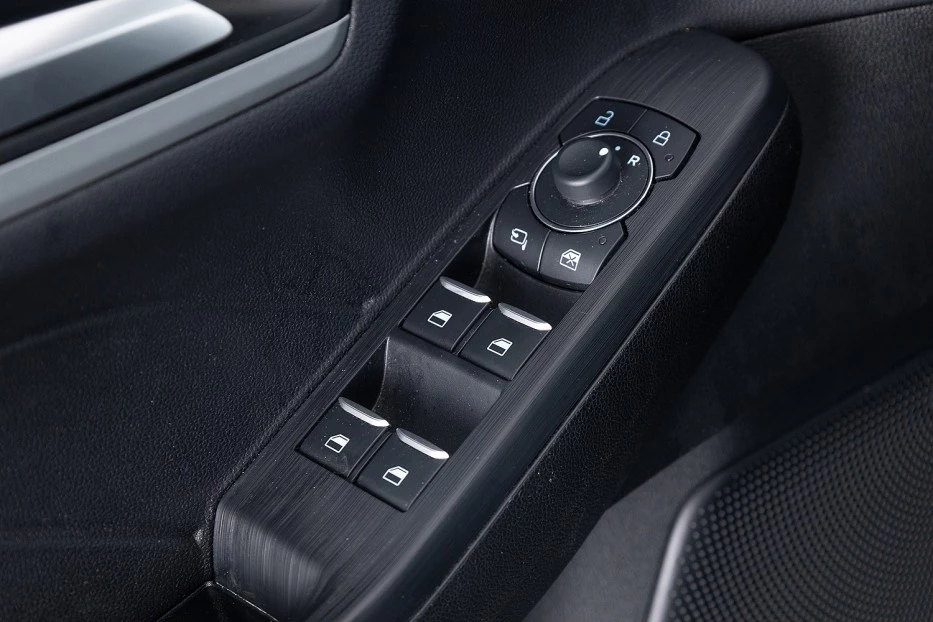 Ford Kuga – foto 12